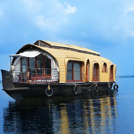 Aqua Castle Houseboat - By Aqua Jumbo Houseboats Hotel Alappuzha ภายนอก รูปภาพ